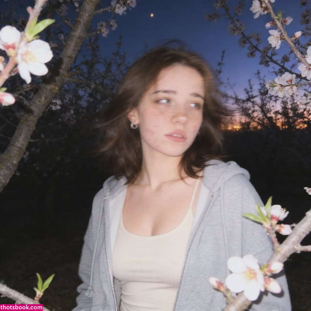 Creator Photo #1942596