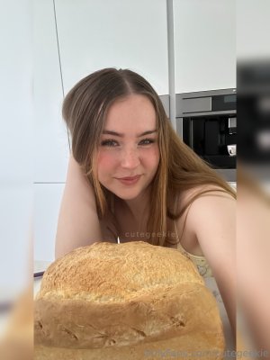 Cutegeekie Photo #890