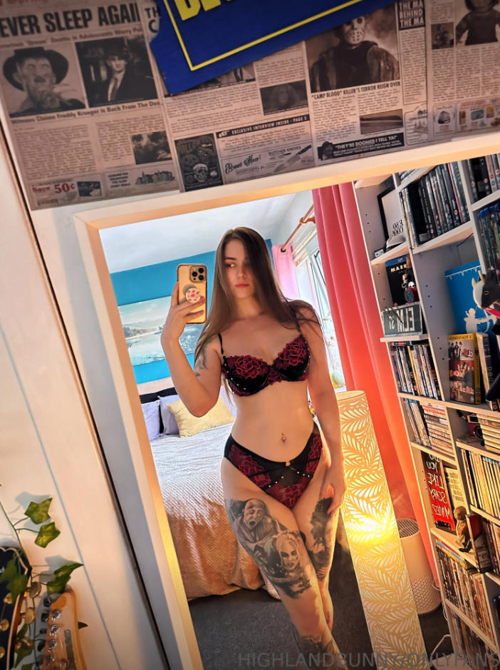 Highlandbunny Photo #12