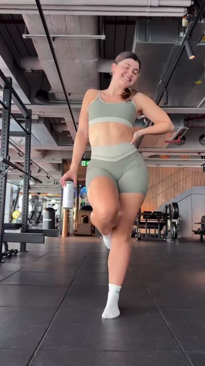 livefitelle Video #51