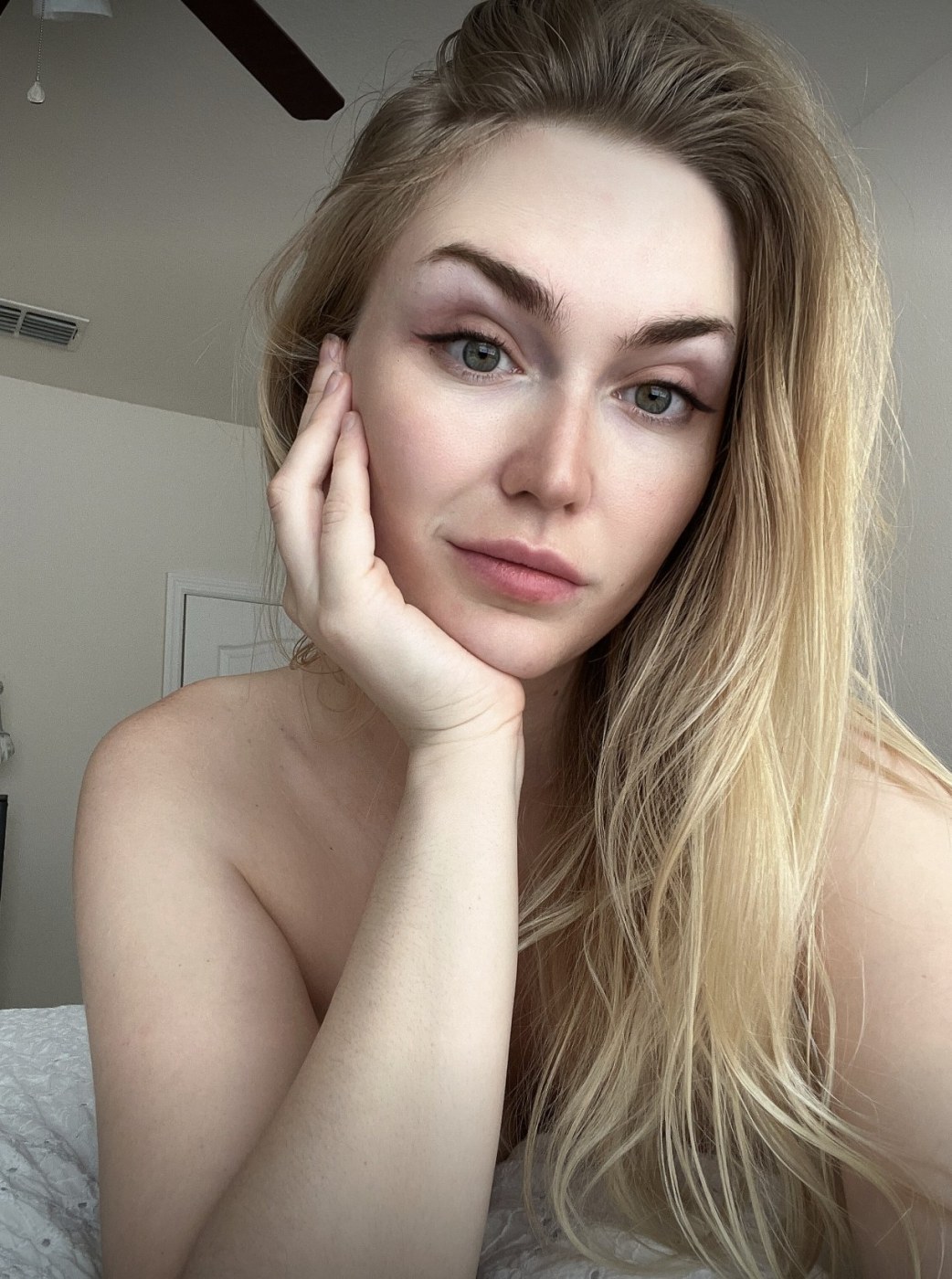 Ashton Birdie Photo #130