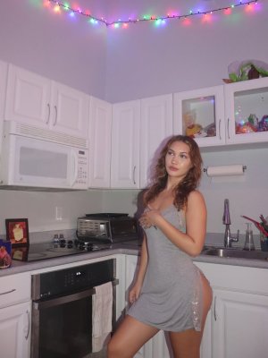 Halia Beamer Photo #49