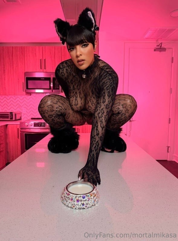 mortalmikasa Photo #25
