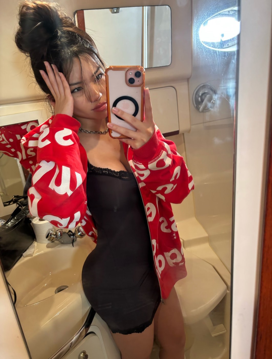 bratkylani Photo #12