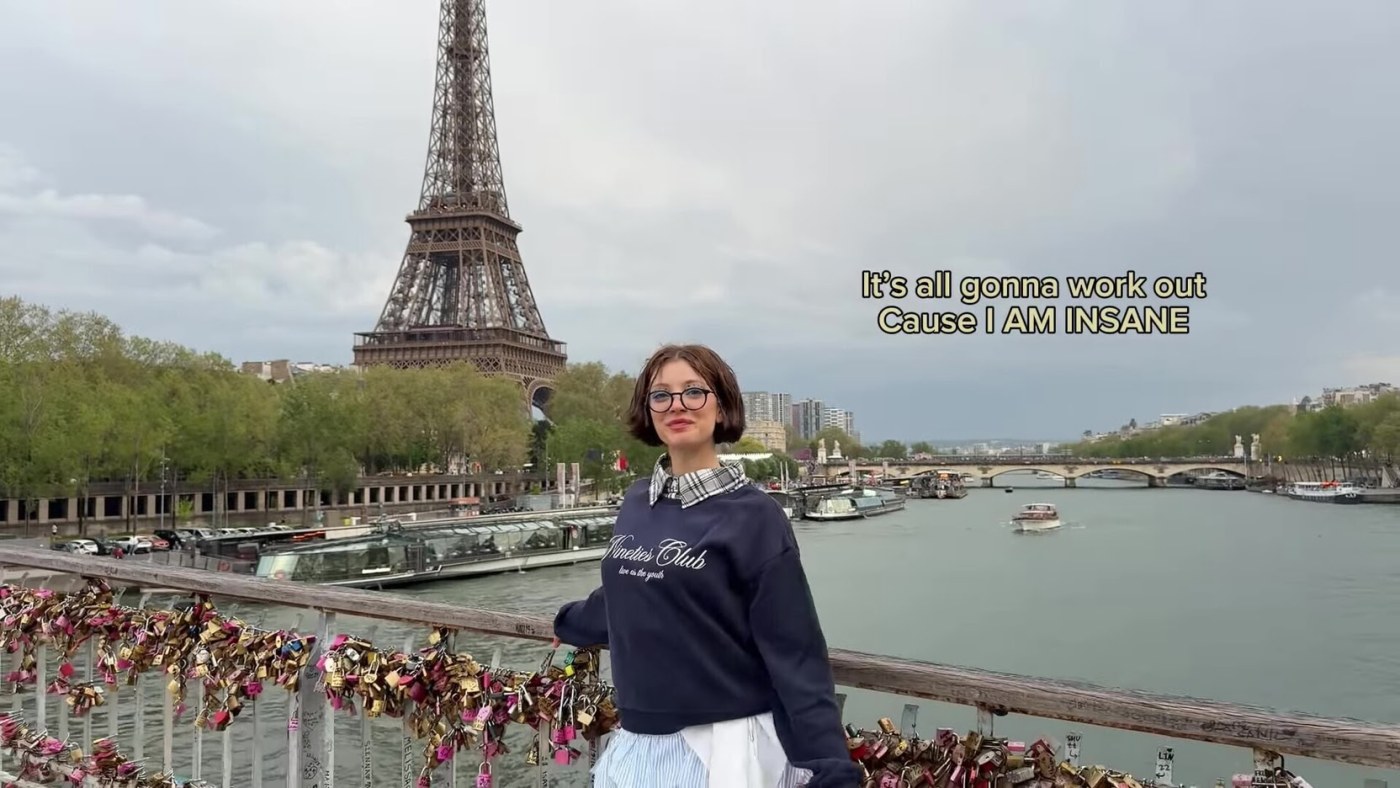 Leyla Afshonkar Photo #21