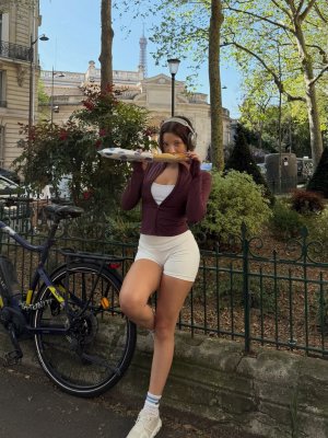 Leyla Afshonkar Photo #32