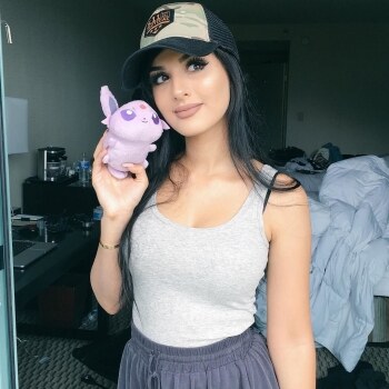 Sssniperwolf Photo #27