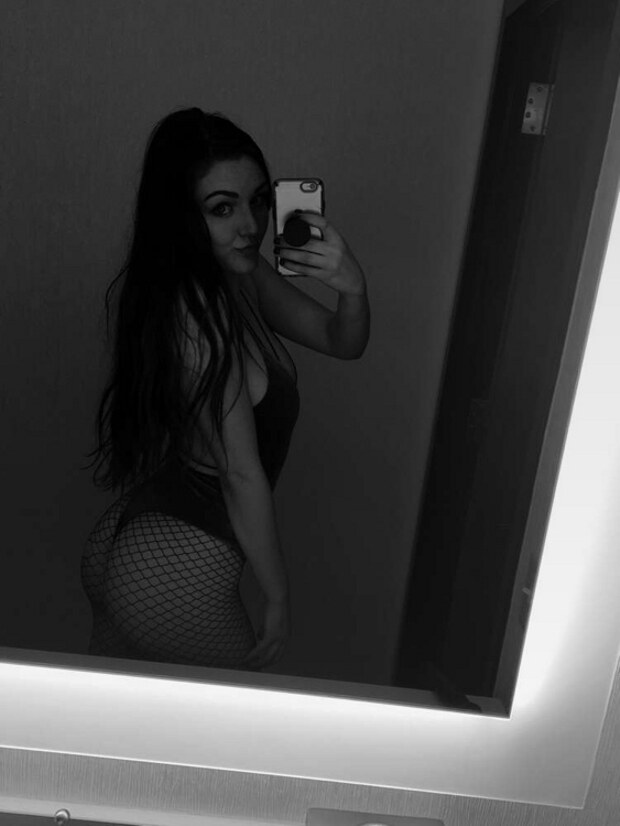 Ally Hardesty Photo #193