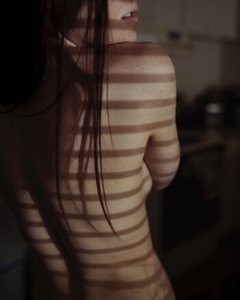 Ally Hardesty Photo #17