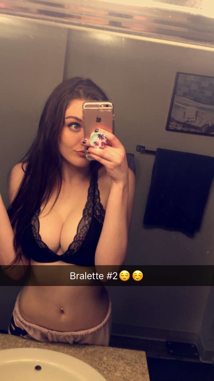 Ally Hardesty Photo #131