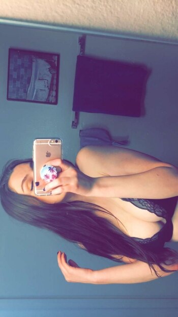 Ally Hardesty Photo #144