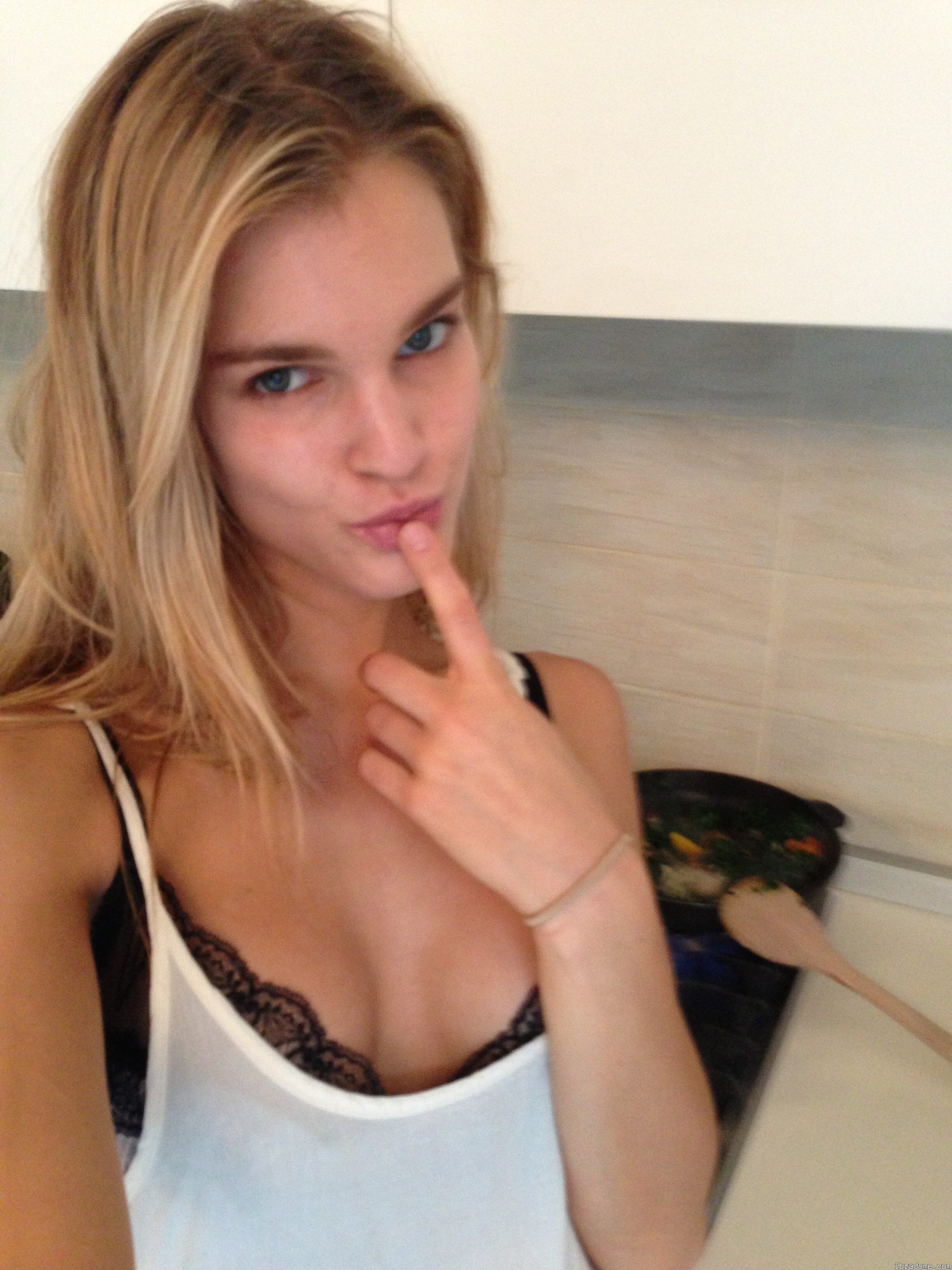 Joy Corrigan Photo #20