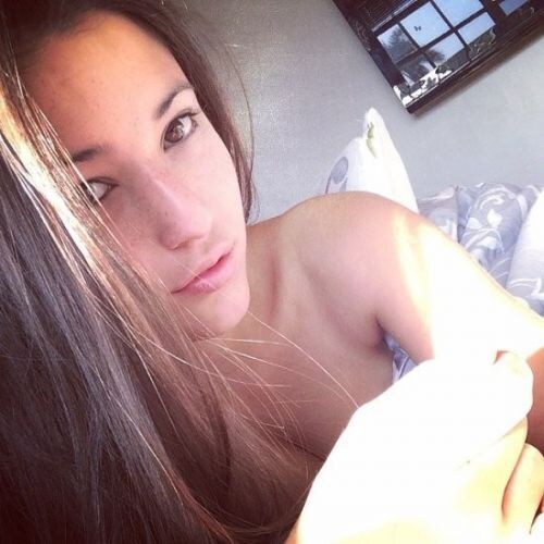 Angie Varona Photo #20