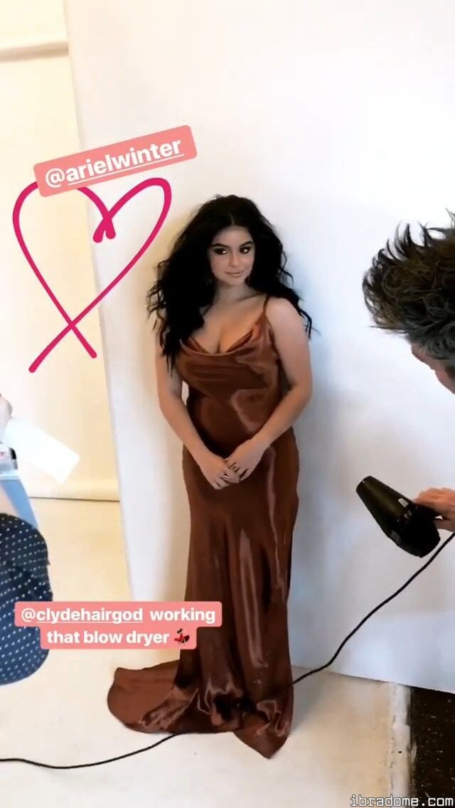 Ariel Winter Photo #11