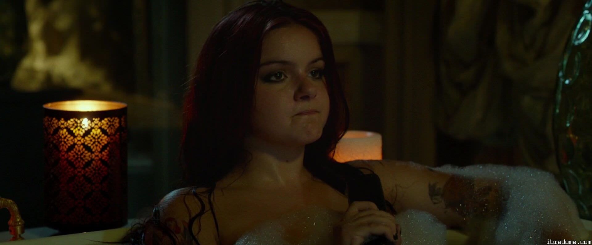 Ariel Winter Photo #46