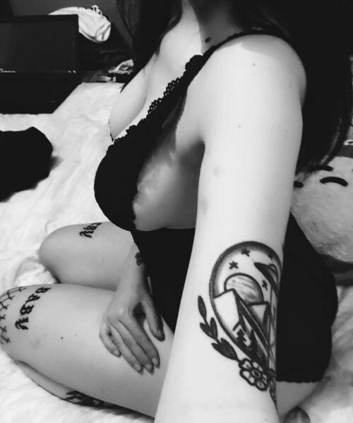 Lydiagh0st Photo #22