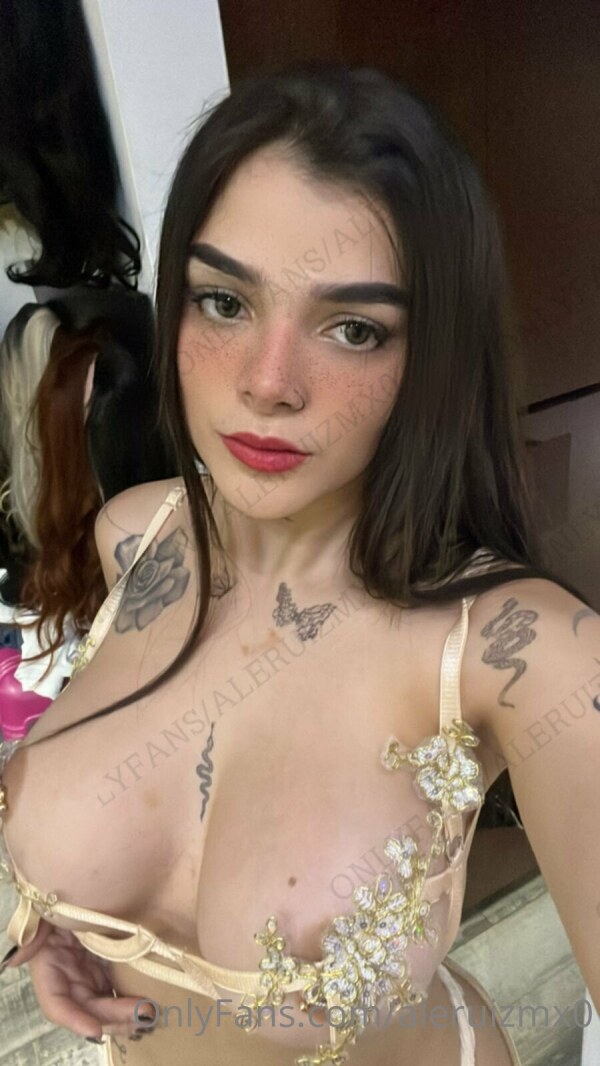 Karely Ruiz Photo #105