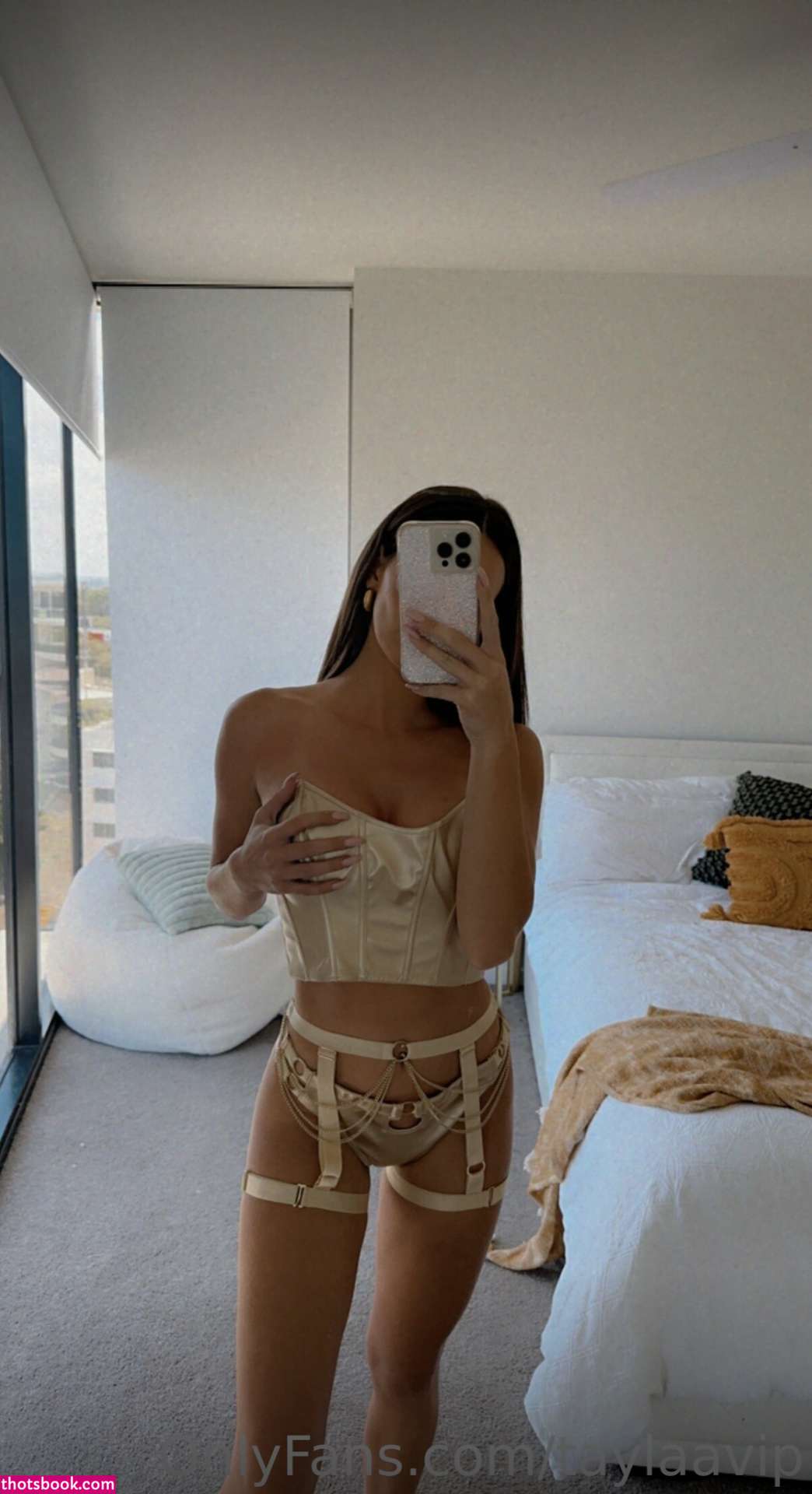 Taylaa Perrin Photo #43