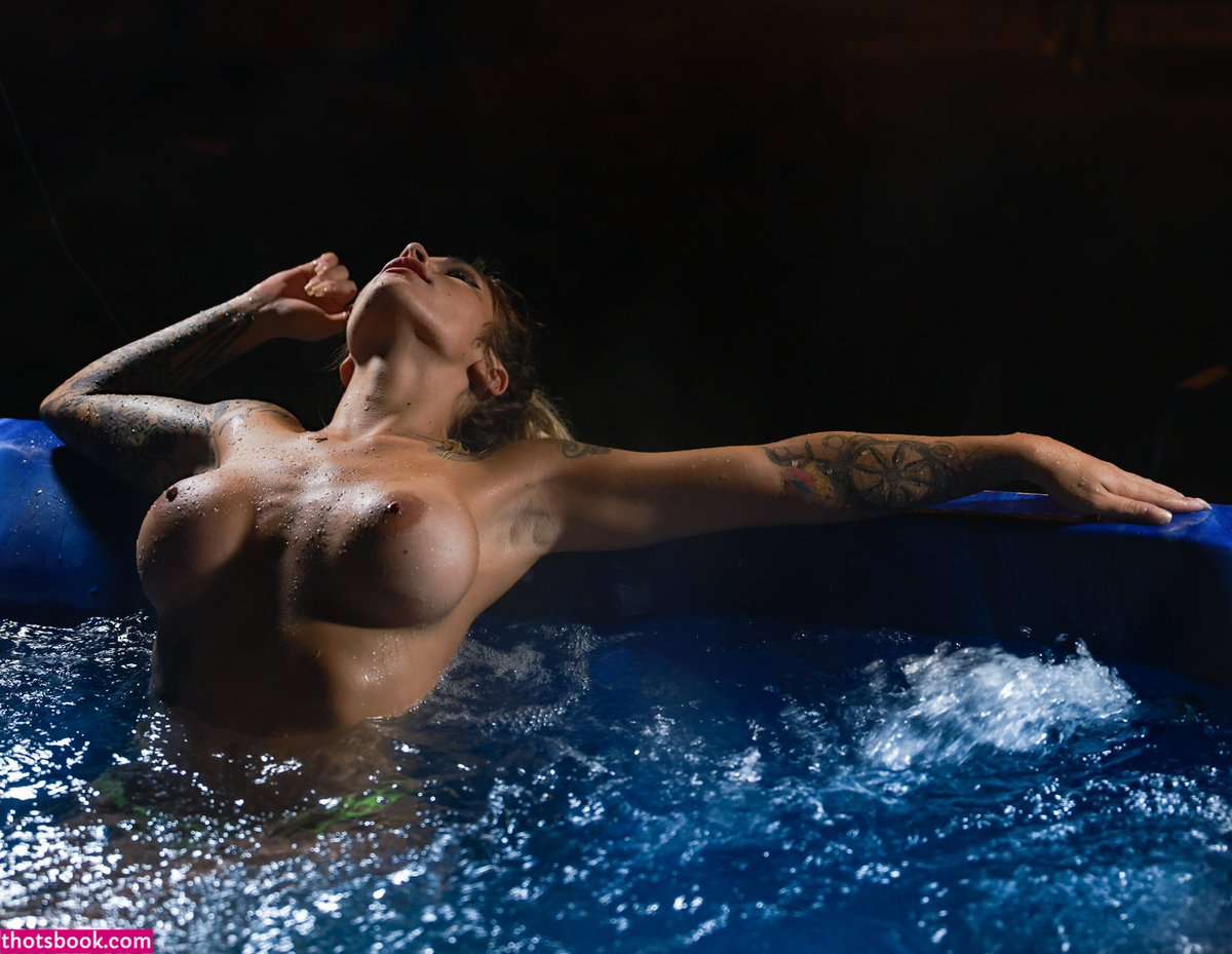 Karinakiss Photo #13