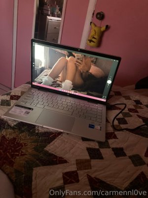 carmennl0ve Photo #3