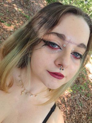 izzysweettart Photo #28