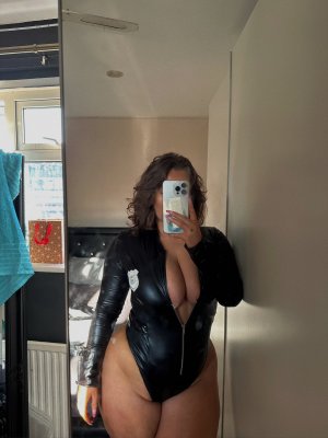 caitlinmayx Photo #34