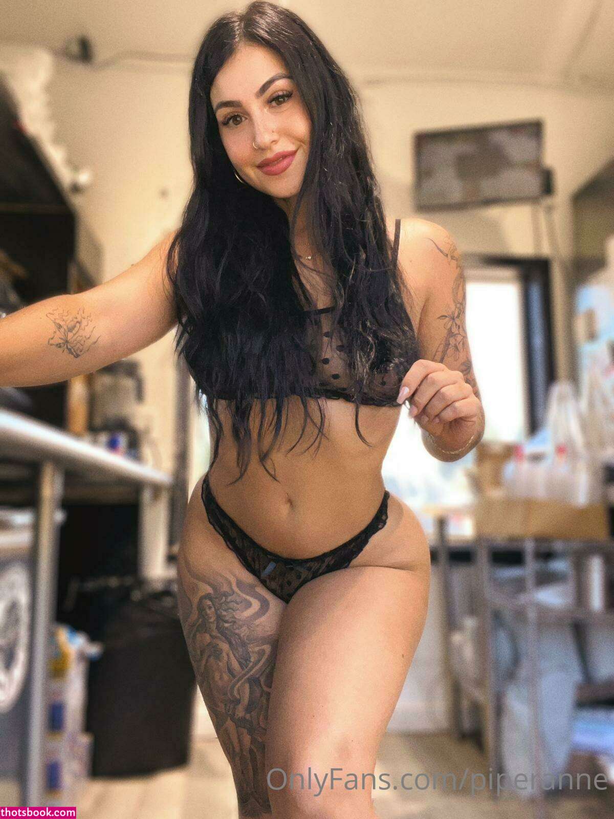 Piperanne aka piperrranne Photo #24