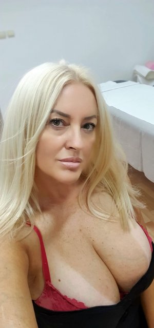 Vesna Pocucasana Photo #5