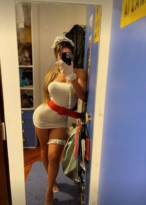 barbaragambatesa Photo #20