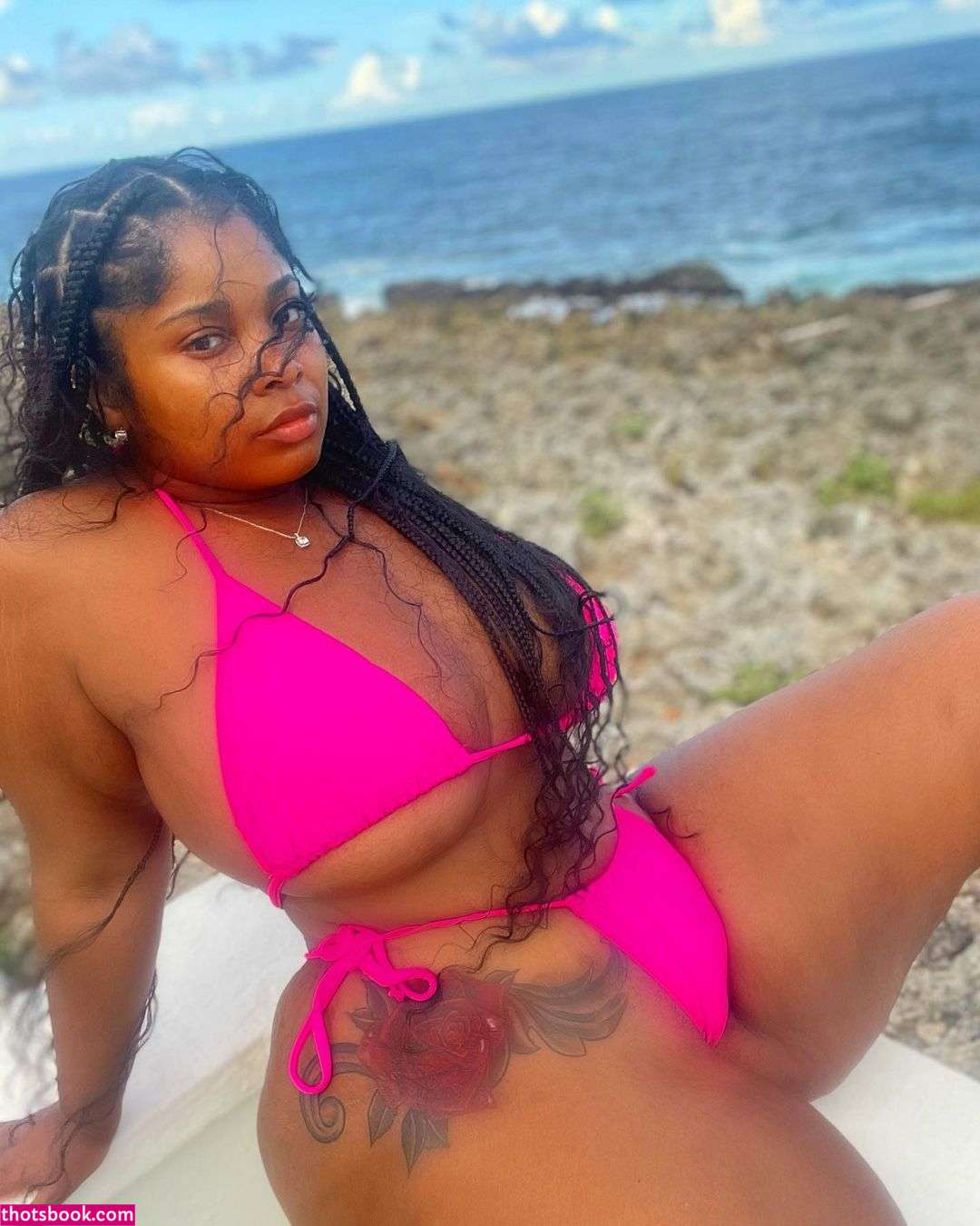 Truebeauty334 Photo #2