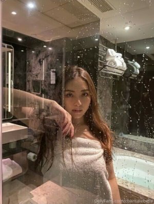 Chantalebelle Photo #8