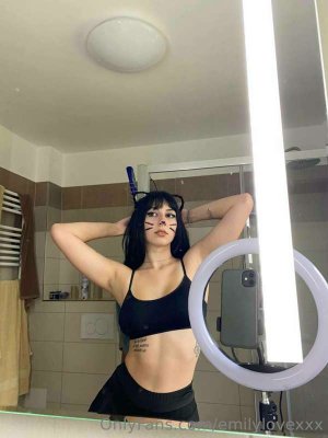 Emilylovexxx Photo #4