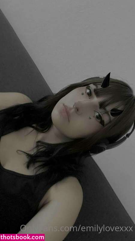 Emilylovexxx Photo #54