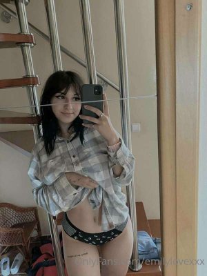 Emilylovexxx Photo #74