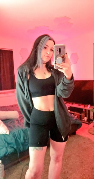 Concealedbones Photo #33