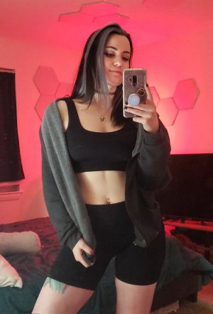 Concealedbones Photo #36