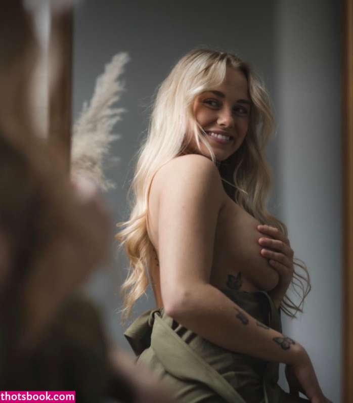 Sophie Riedemann Photo #28