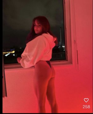 Charlotte Haffner Post #7