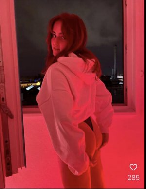 Charlotte Haffner Photo #32