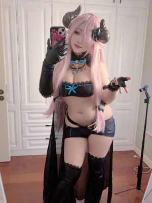 Superbitchbecky Photo #38