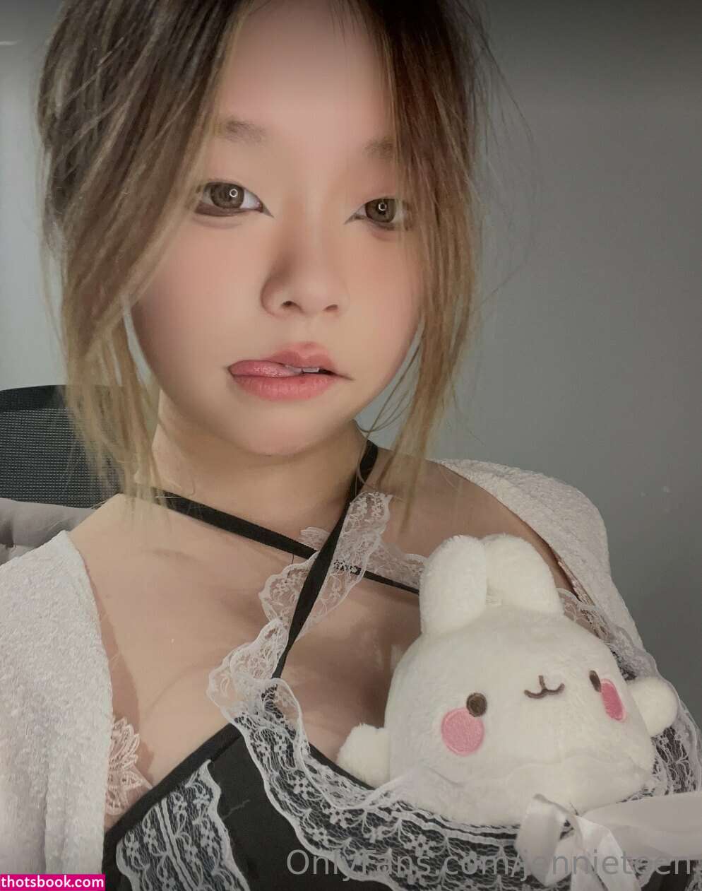 Jennie Photo #4