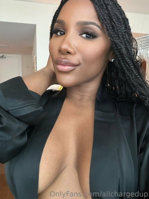 Allchargedup Photo #40