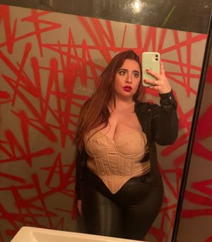 Chinitasc1 Photo #13