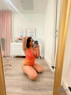 Jasmine Villegas Photo #71