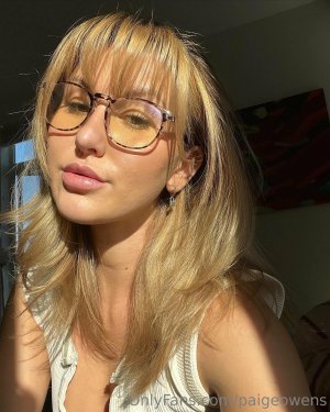 Paige Owens Photo #37