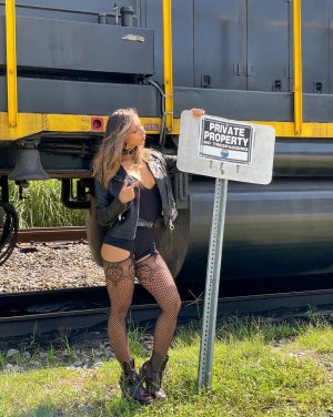 littlefitdevil Photo #26