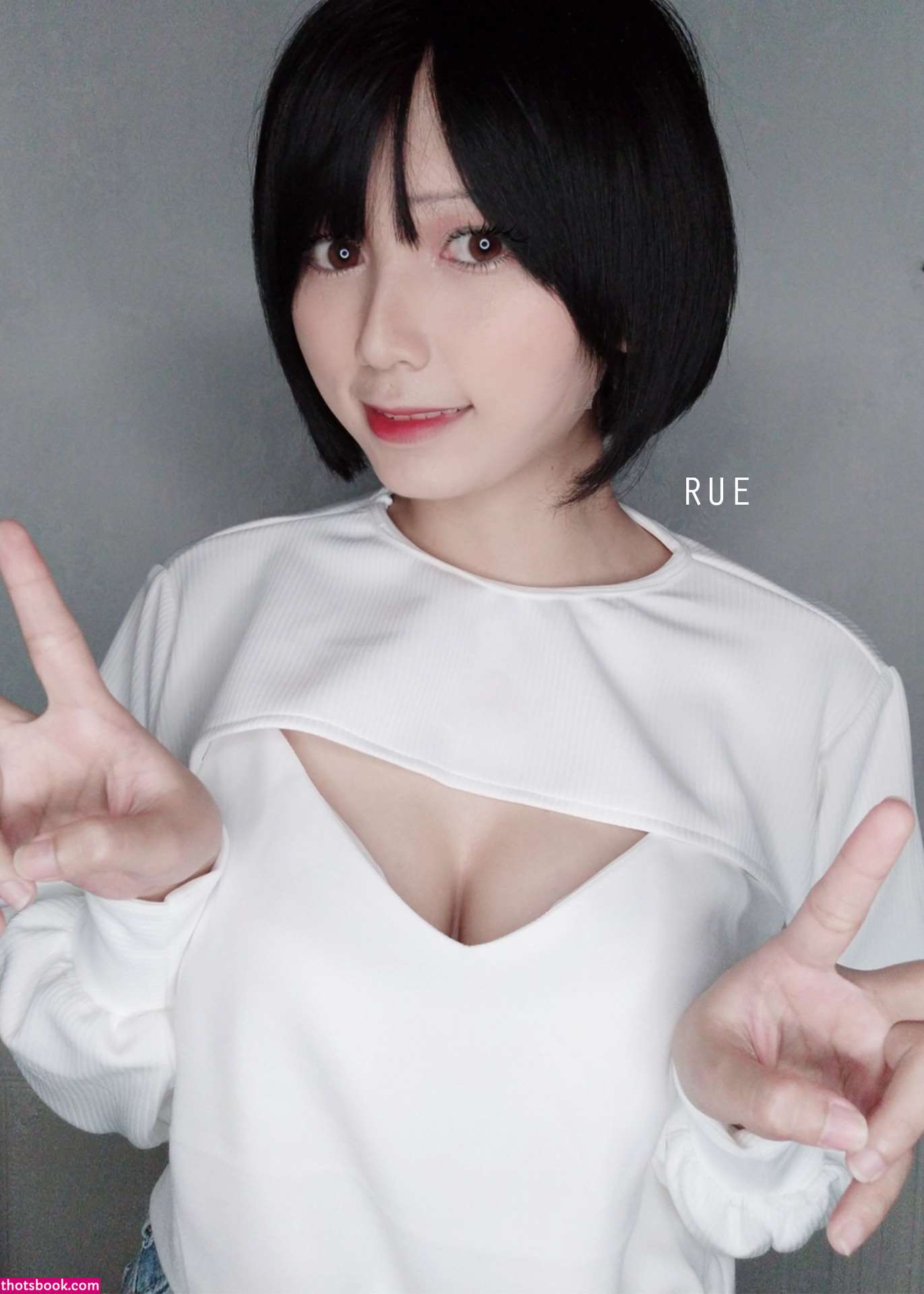 Rue Cosplayer Photo #7