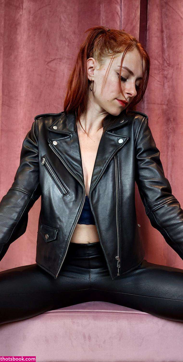 Sweetbodymary Photo #8