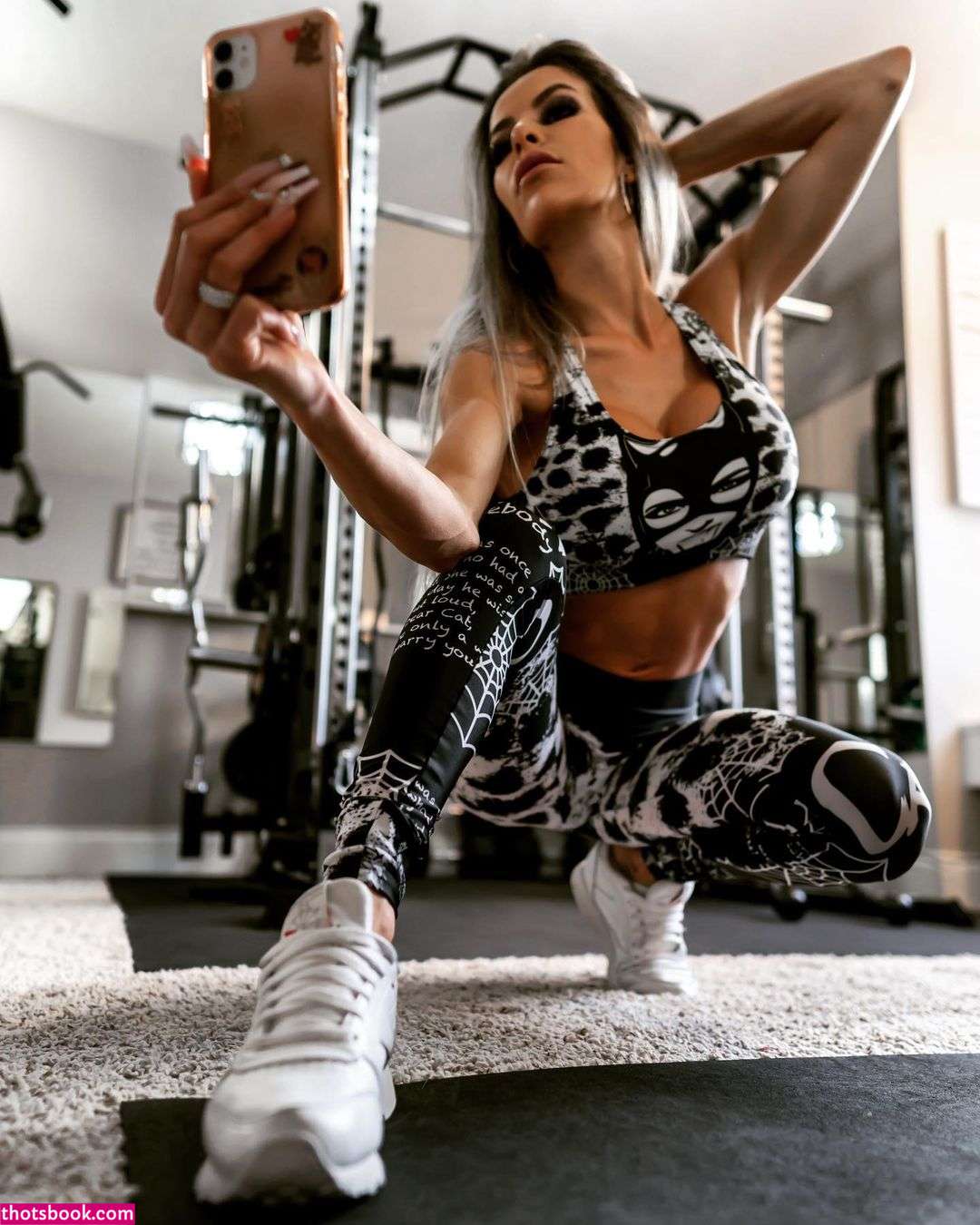 Autumn Blair Photo #47