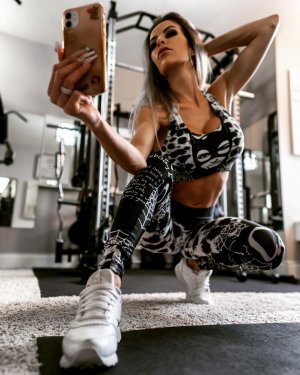 Autumn Blair Photo #47